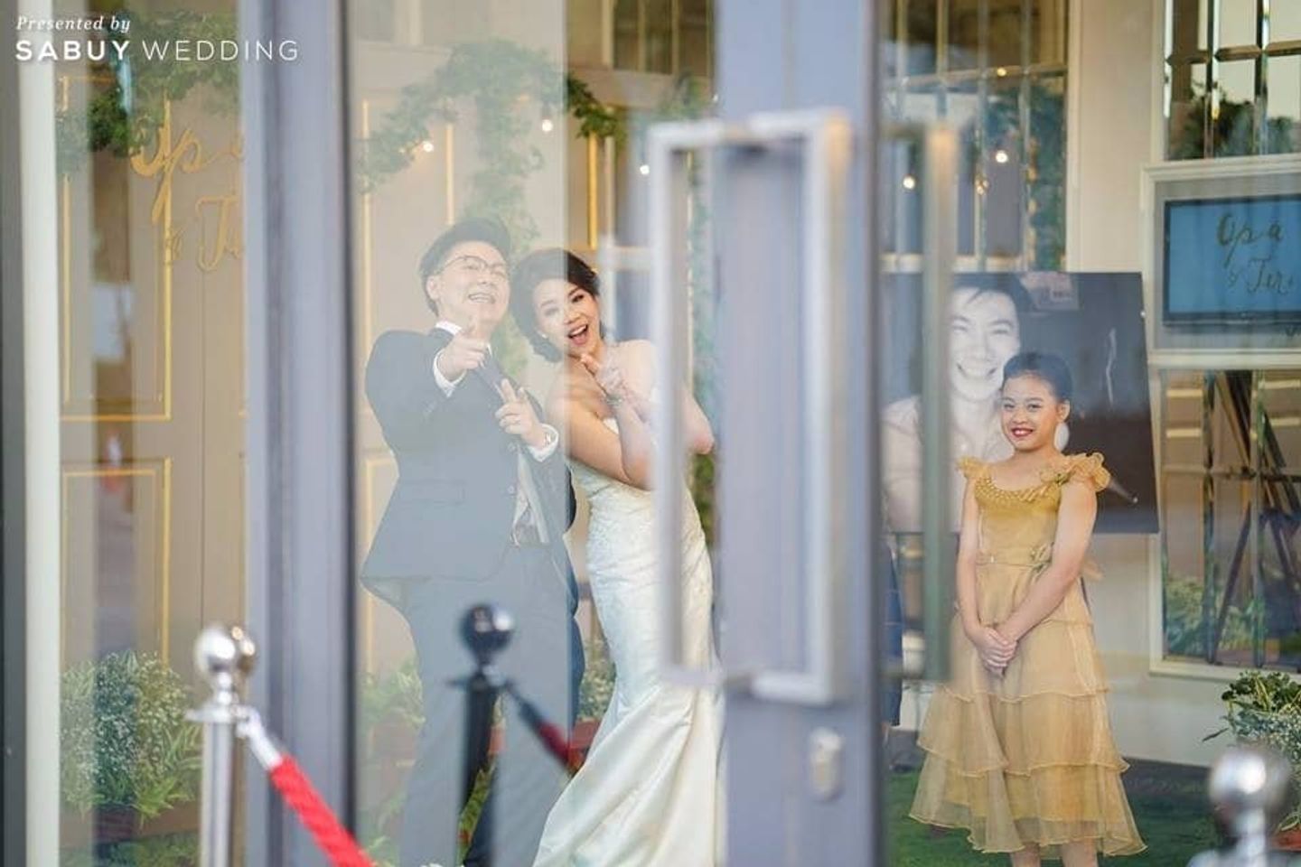 บ่าวสาว,งานแต่งงาน,รูปงานแต่ง รีวิวงานแต่งธีมรัสติกสบายๆ ปรับมู้ดชิลล์ได้ด้วยการนั่งสัมภาษณ์ @U Sathorn