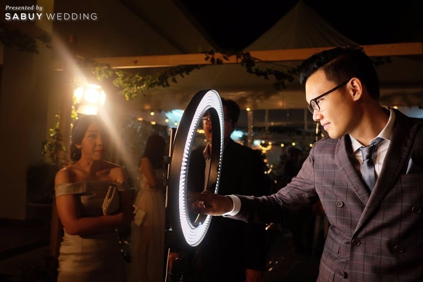 photo-booth รีวิวงานแต่งธีมรัสติกสบายๆ ปรับมู้ดชิลล์ได้ด้วยการนั่งสัมภาษณ์ @U Sathorn