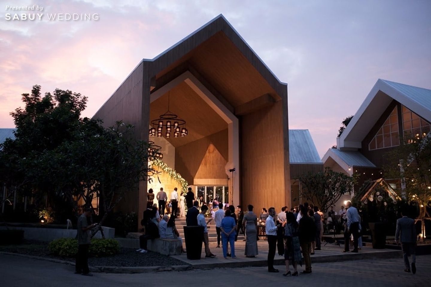 สถานที่แต่งงาน,สถานที่จัดงานแต่งงาน รีวิวงานแต่งอบอุ่นธีม Elegant Garden งานคราฟท์สวยเด่นเล่นกับโครงสร้าง @Greta Farm & Greta Sport Club