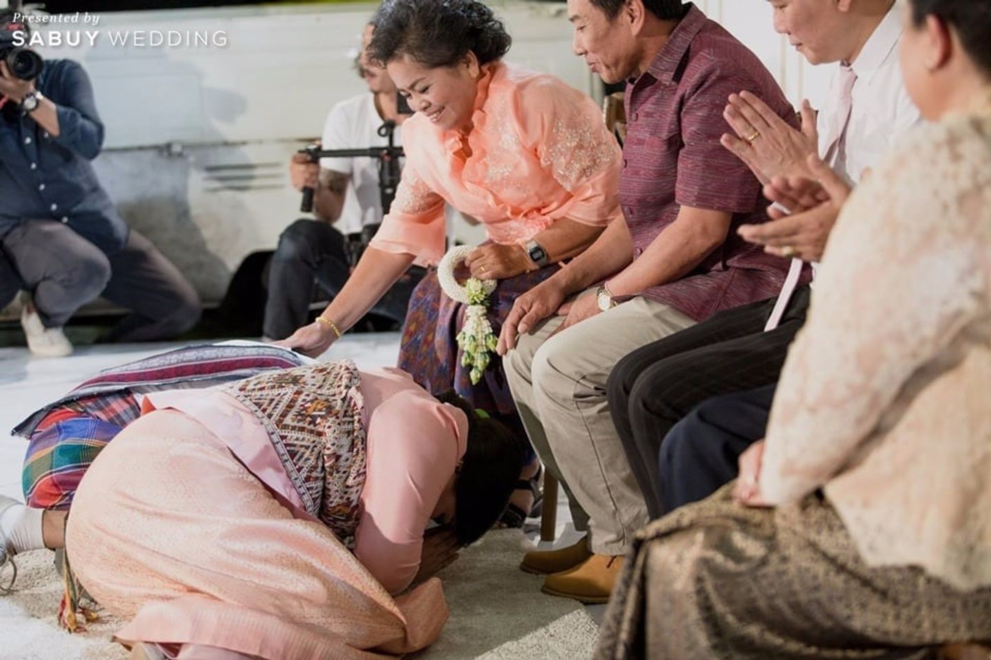 พิธีหมั้น,งานหมั้น,ชุดหมั้น รีวิวงานแต่งรื่นเริงบันเทิงใจ พีคสุดสนุกทุกอณู