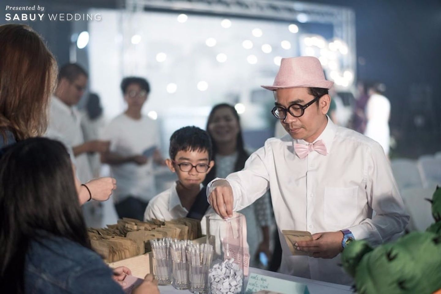 ดารา,งานแต่งงาน รีวิวงานแต่งรื่นเริงบันเทิงใจ พีคสุดสนุกทุกอณู