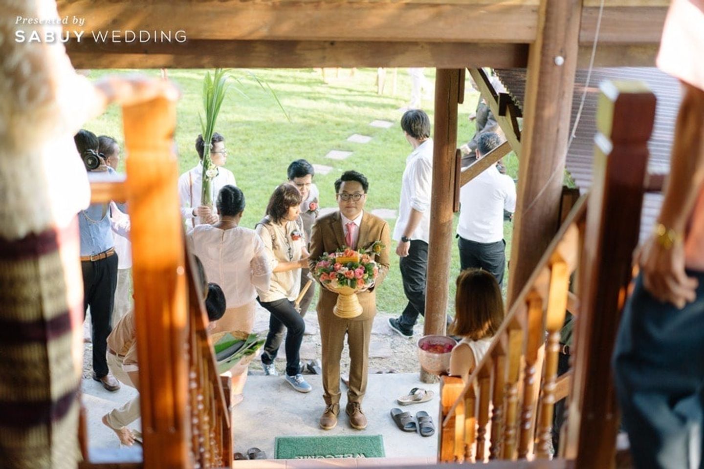พิธีหมั้น,งานหมั้น,ชุดหมั้น,พานขันหมาก รีวิวงานแต่งบ้านเรา อบอุ่นอิ่มใจ สไตล์คันทรี