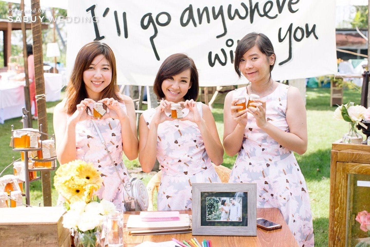 เพื่อนเจ้าสาว,ชุดเพื่อนเจ้าสาว,ตกแต่งงานแต่ง รีวิวงานแต่งบ้านเรา อบอุ่นอิ่มใจ สไตล์คันทรี