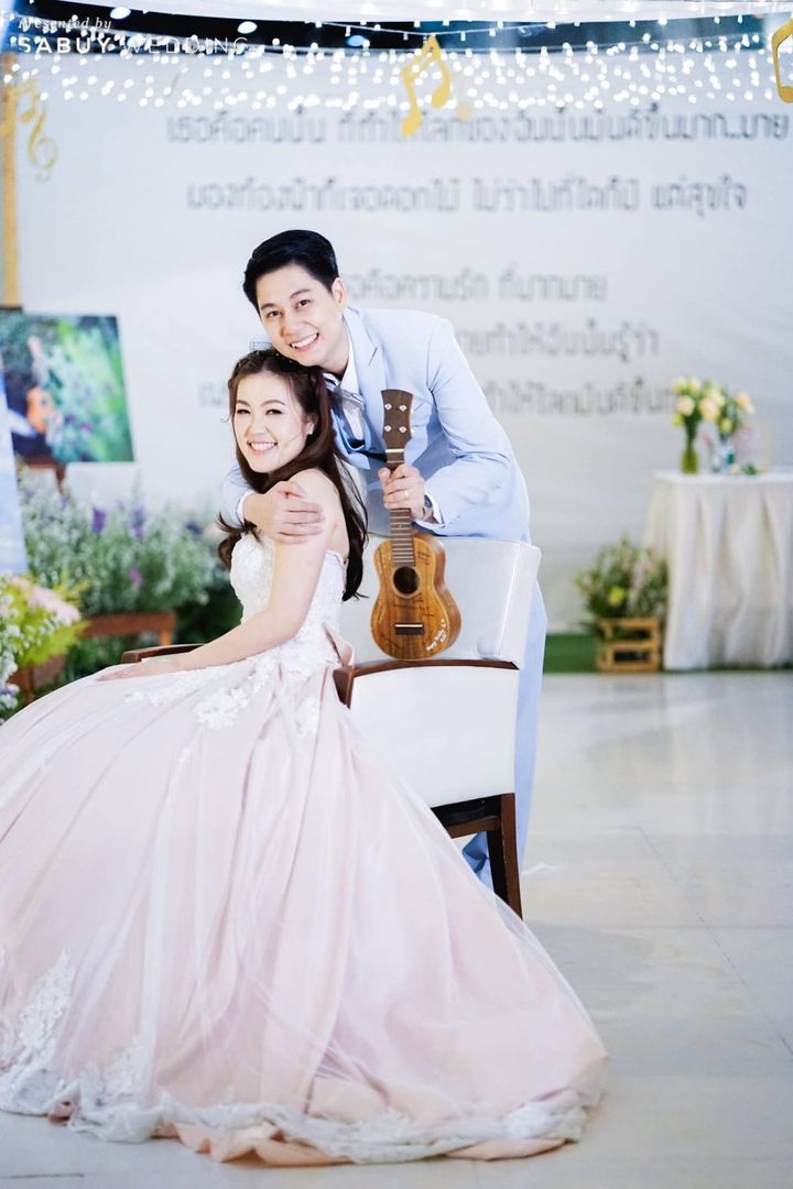 บ่าวสาว,ชุดบ่าวสาว,ชุดเจ้าสาว,ธีมงานแต่ง รีวิวงานแต่งท่ามกลางเพลงรักหวานซึ้งตรึงใจ ในธีม Music & Art @Impact เมืองทองธานี