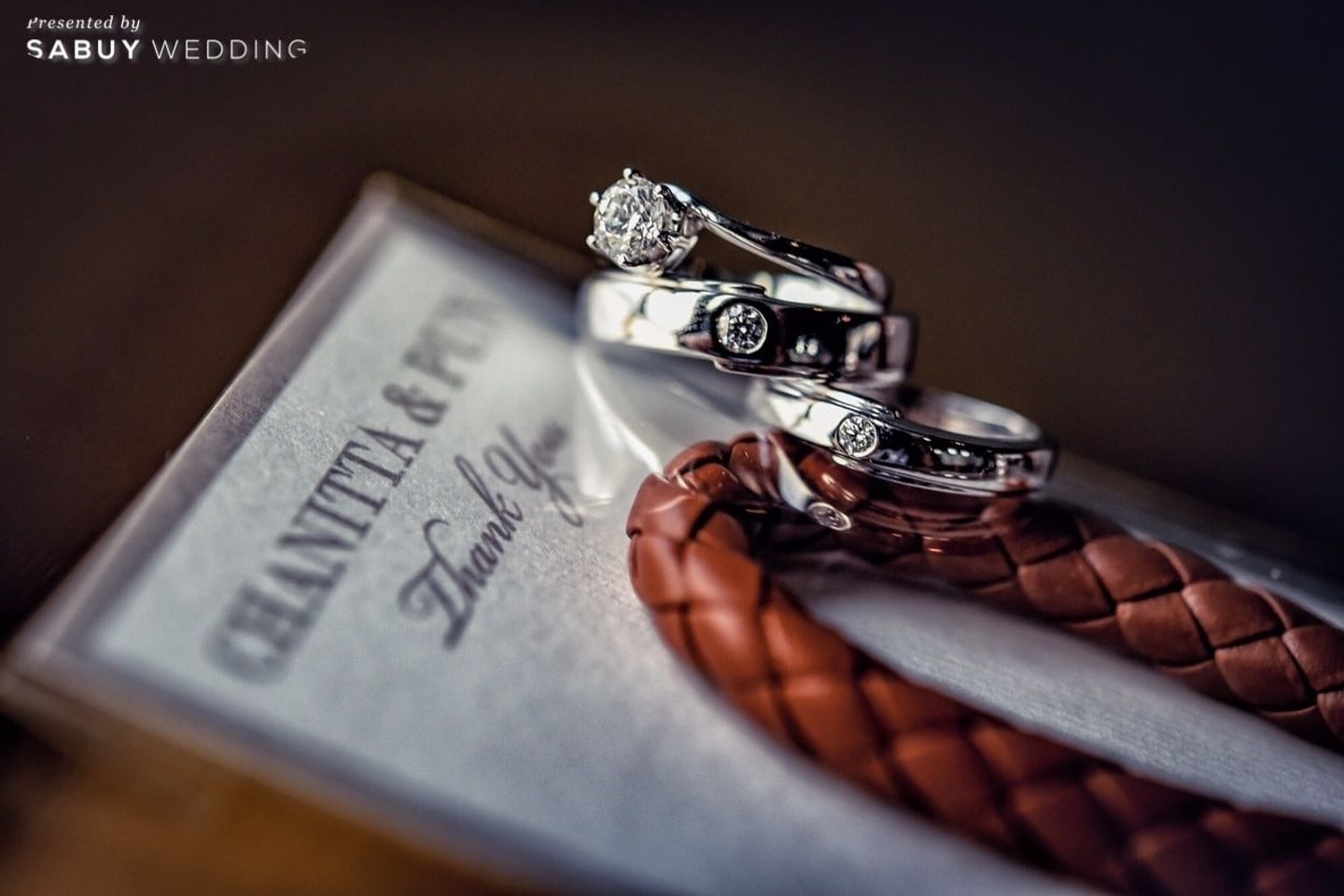 แหวนแต่งงาน รีวิวงานแต่งสวยชิค ทันสมัย ในแบบ Romantic Autumn @Banyan Tree Bangkok