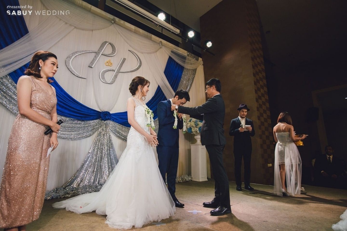 พิธีแต่งงาน,บ่าวสาว,ชุดบ่าวสาว,backdrop งานแต่ง,พิธีกรงานแต่ง รีวิวงานแต่งเฉดสีสวยแบบ Midnight Blue @Grand Howard Hotel