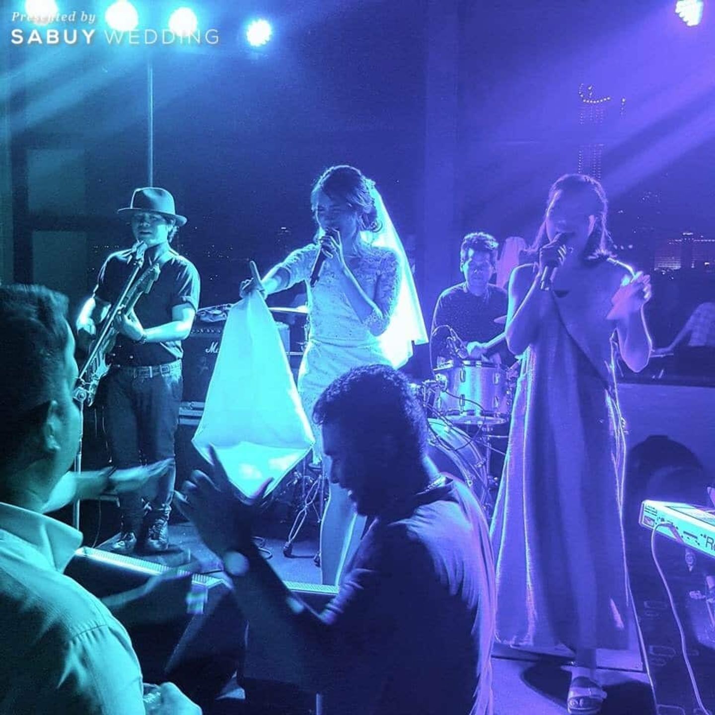 อาฟเตอร์ปาร์ตี้ รีวิวงานแต่งเฉดสีสวยแบบ Midnight Blue @Grand Howard Hotel