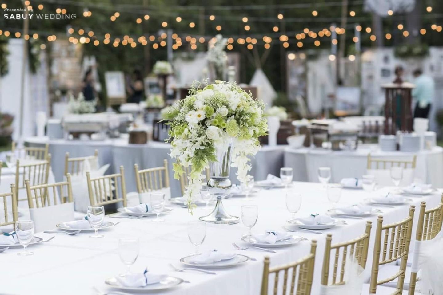 long-table,ตกแต่งงานแต่ง,จัดดอกไม้งานแต่ง รีวิวงานแต่งในสวน สร้างความแปลกใหม่จากไลฟ์สไตล์สุดสนุก @Buddy Oriental Riverside