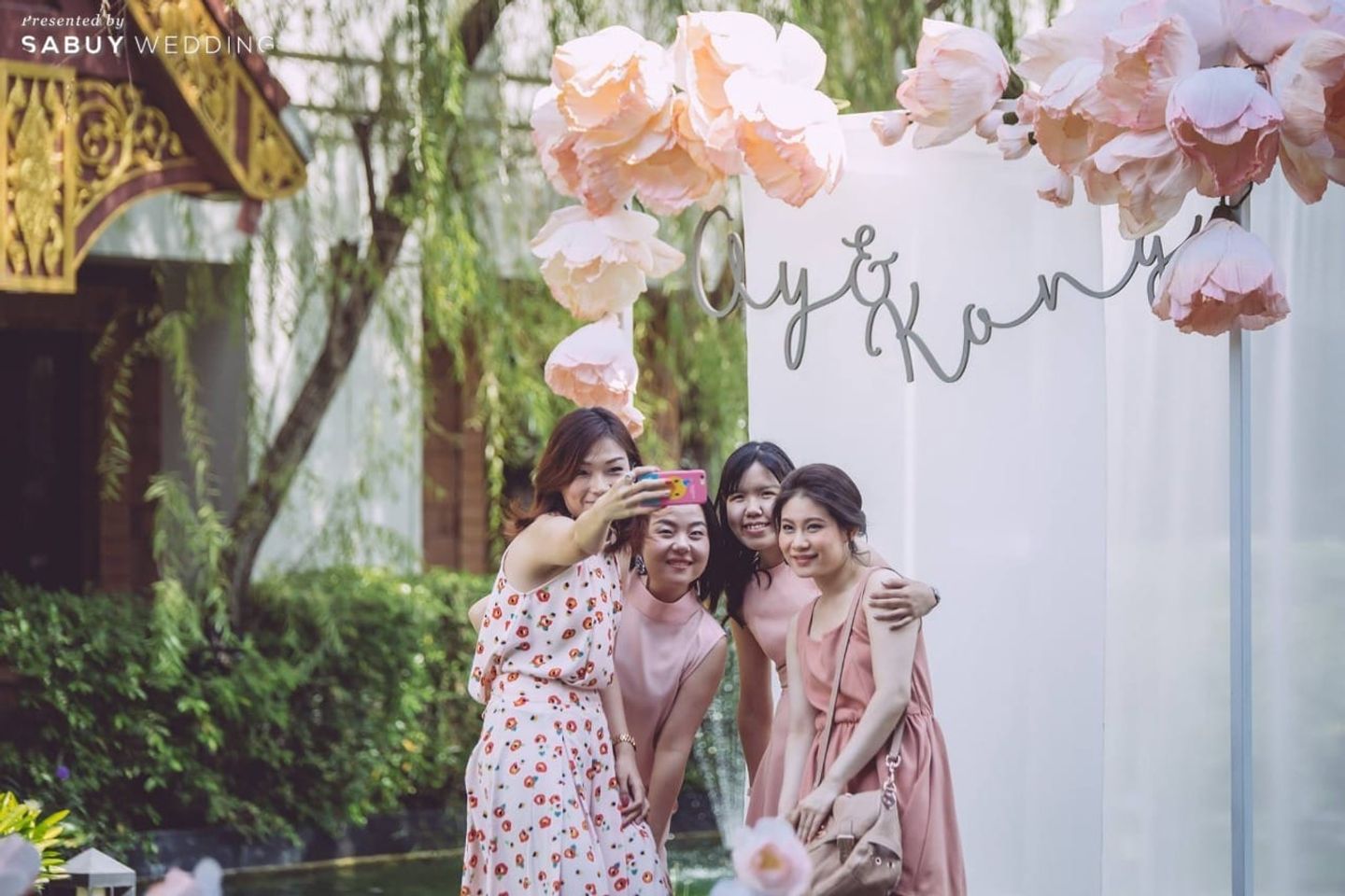 ตกแต่งงานแต่ง,งานแต่งงาน,เพื่อนเจ้าสาว รีวิวงานแต่ง Watercolor Peony ดอกไม้กระดาษสีหวานนวลตา @Phothalai Leisure Park