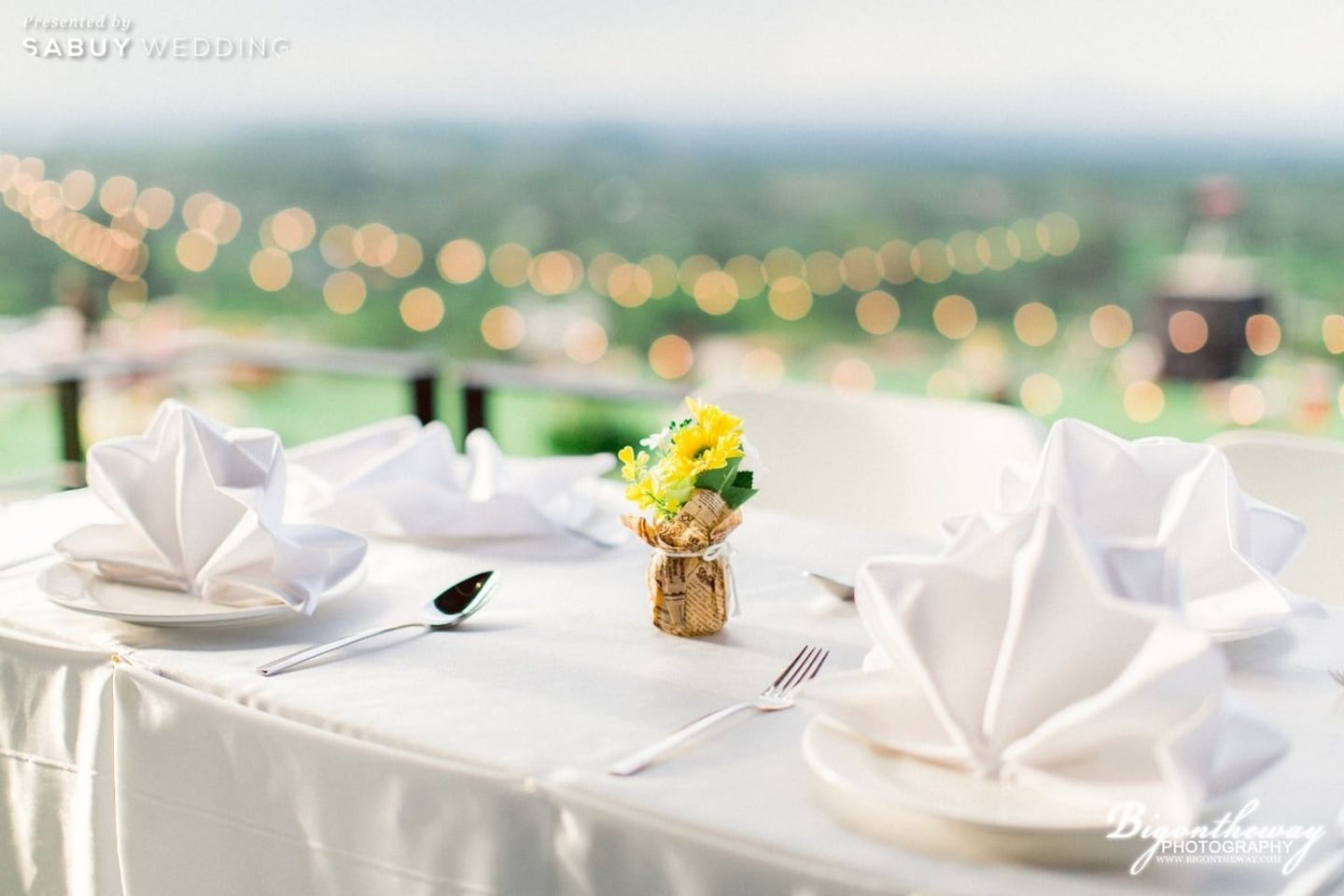 long-table รีวิวงานแต่งบรรยากาศสุดชิลล์ โอบล้อมด้วยวิวภูเขา @The Paz KhaoYai