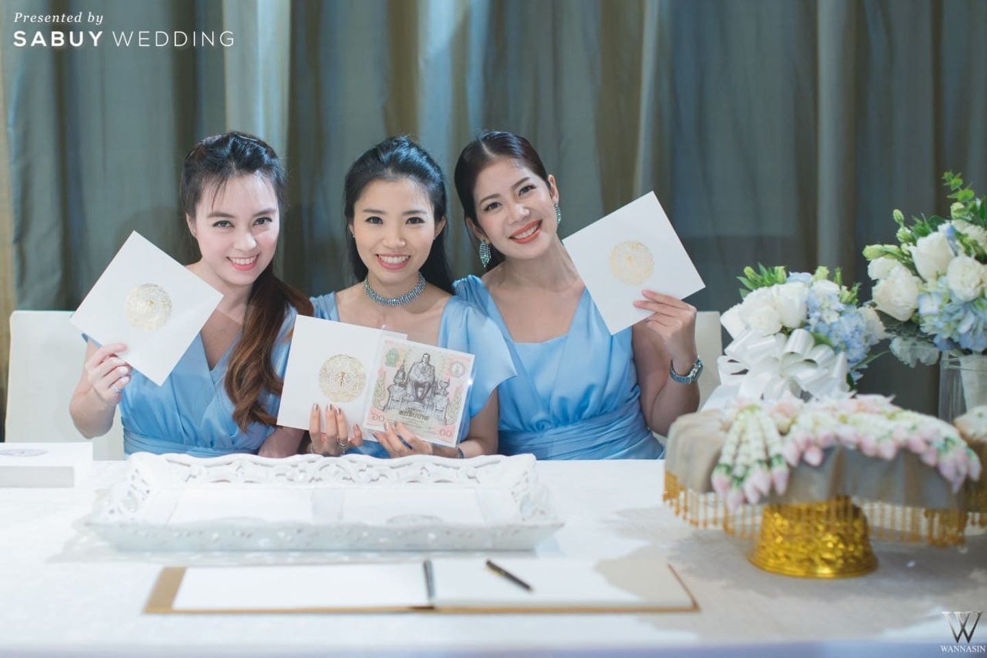 เพื่อนเจ้าสาว,ของชำร่วยงานแต่ง รีวิวงานแต่งกลางหิมะโปรยปราย ในธีม Winter Christmas @Conrad Bangkok