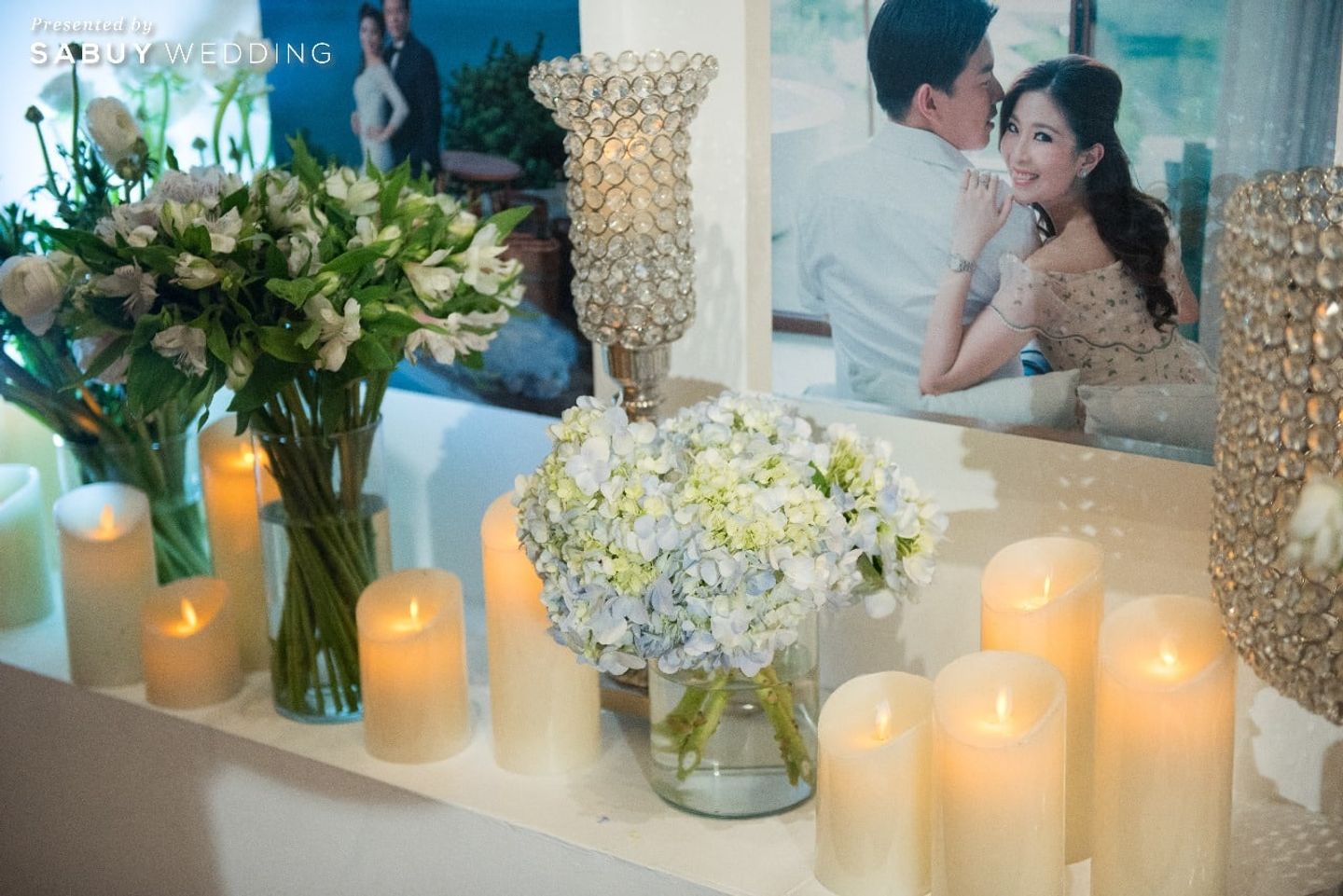 photo-booth,ตกแต่งงานแต่ง,จัดดอกไม้งานแต่ง รีวิวงานแต่งกลางหิมะโปรยปราย ในธีม Winter Christmas @Conrad Bangkok