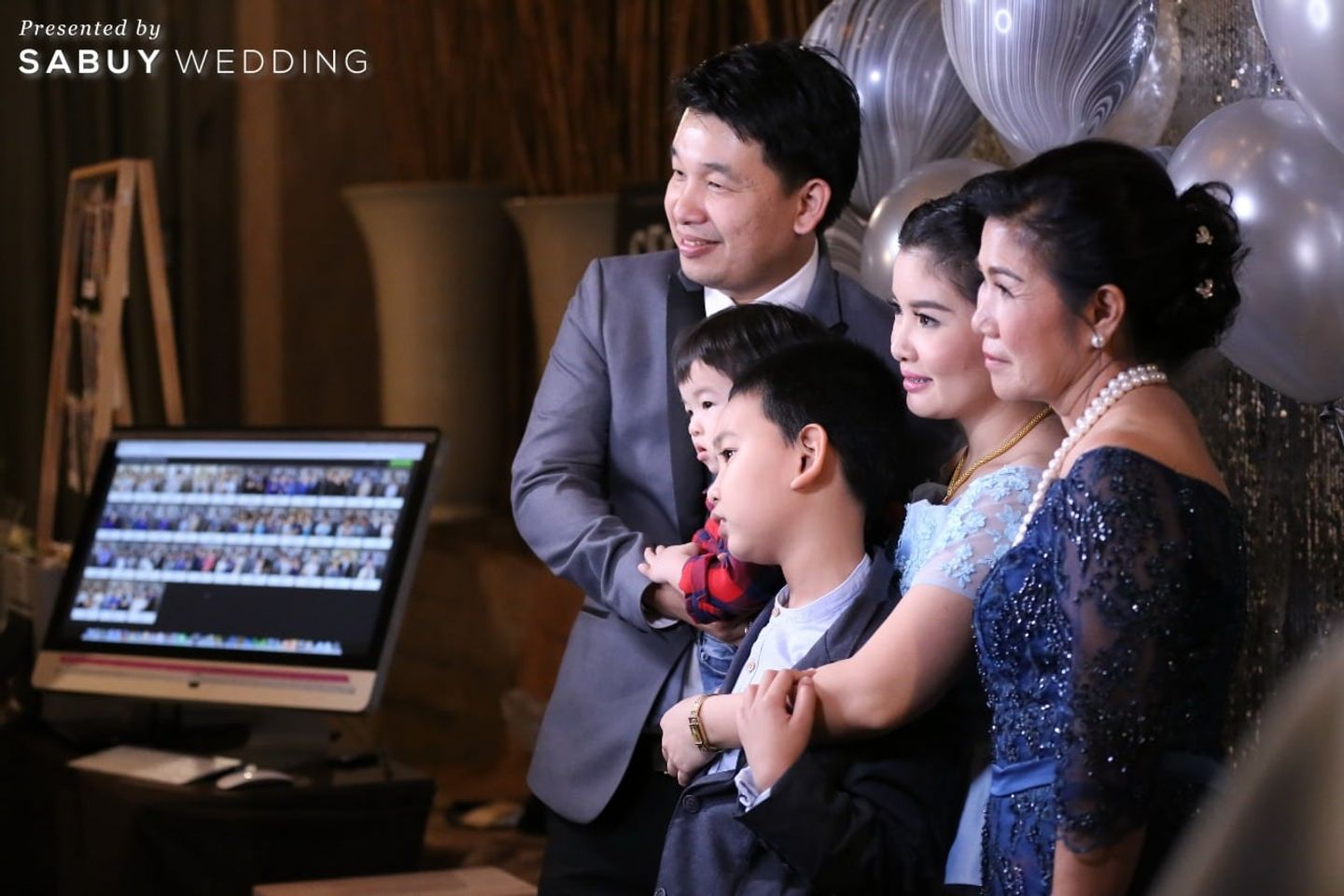 photo-booth รีวิวงานแต่งกลางหิมะโปรยปราย ในธีม Winter Christmas @Conrad Bangkok