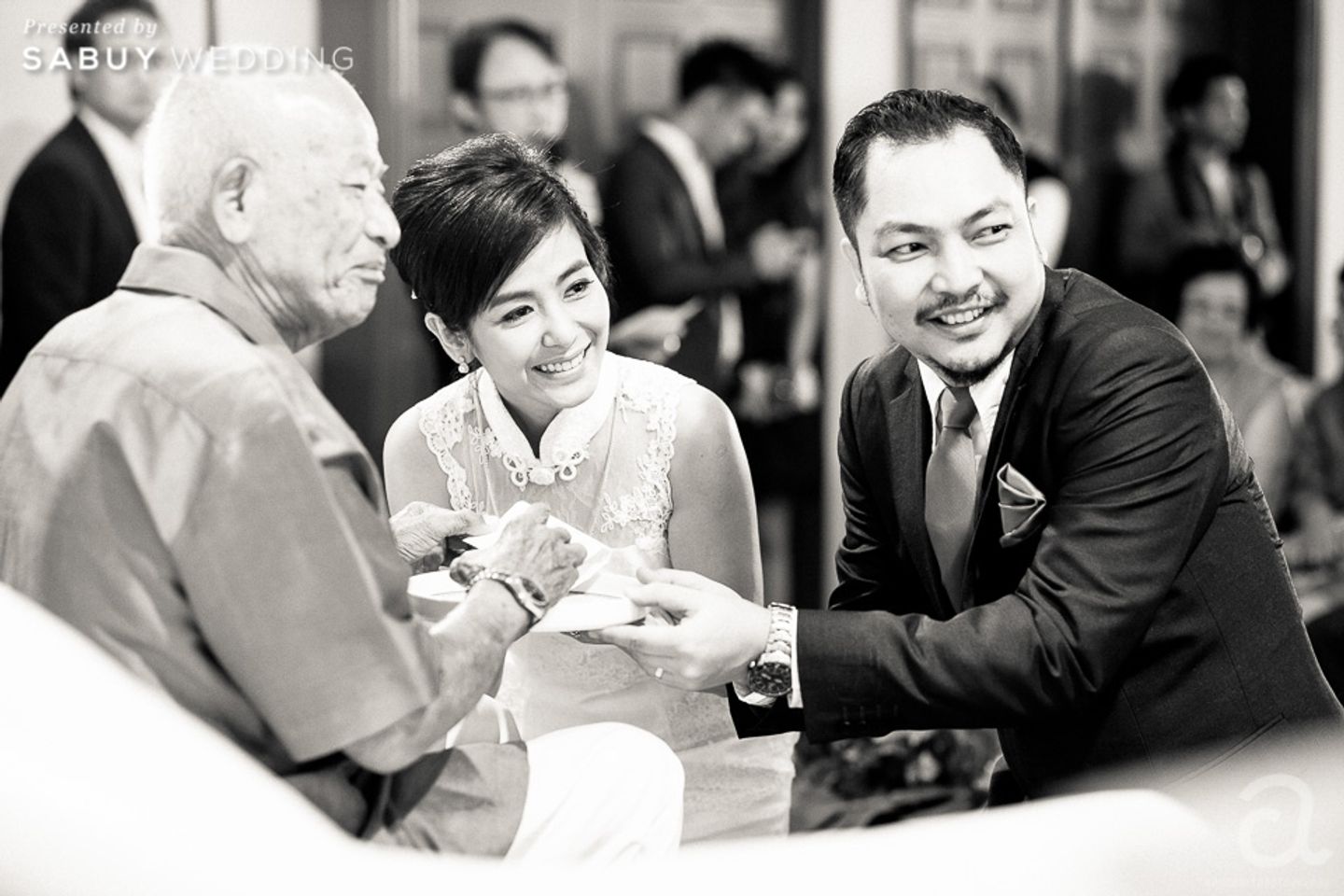 พิธีหมั้น,งานหมั้น รีวิวงานแต่งปาร์ตี้กี่เพ้าบน Rooftop @Prime Hotel