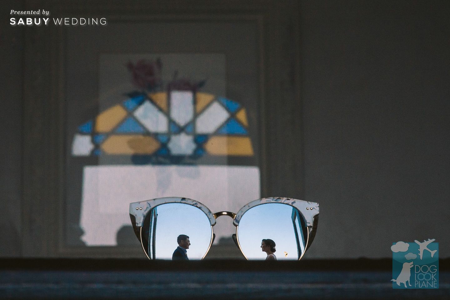 แว่นตากันแดด รีวิวงานแต่งสวยพลิ้วริมทะเล เก๋ด้วยบิกินี่รอบกองไฟ @Villa Maroc Resort