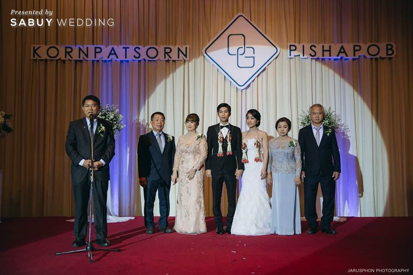 พิธีแต่งงาน,บ่าวสาว,ครอบครัวบ่าวสาว,รูปงานแต่ง,ชุดบ่าวสาว,backdrop งานแต่ง รีวิวงานแต่งสวยเด่น ด้วยเดรสโค้ดสี Navy @Rama Gardens Hotel Bangkok