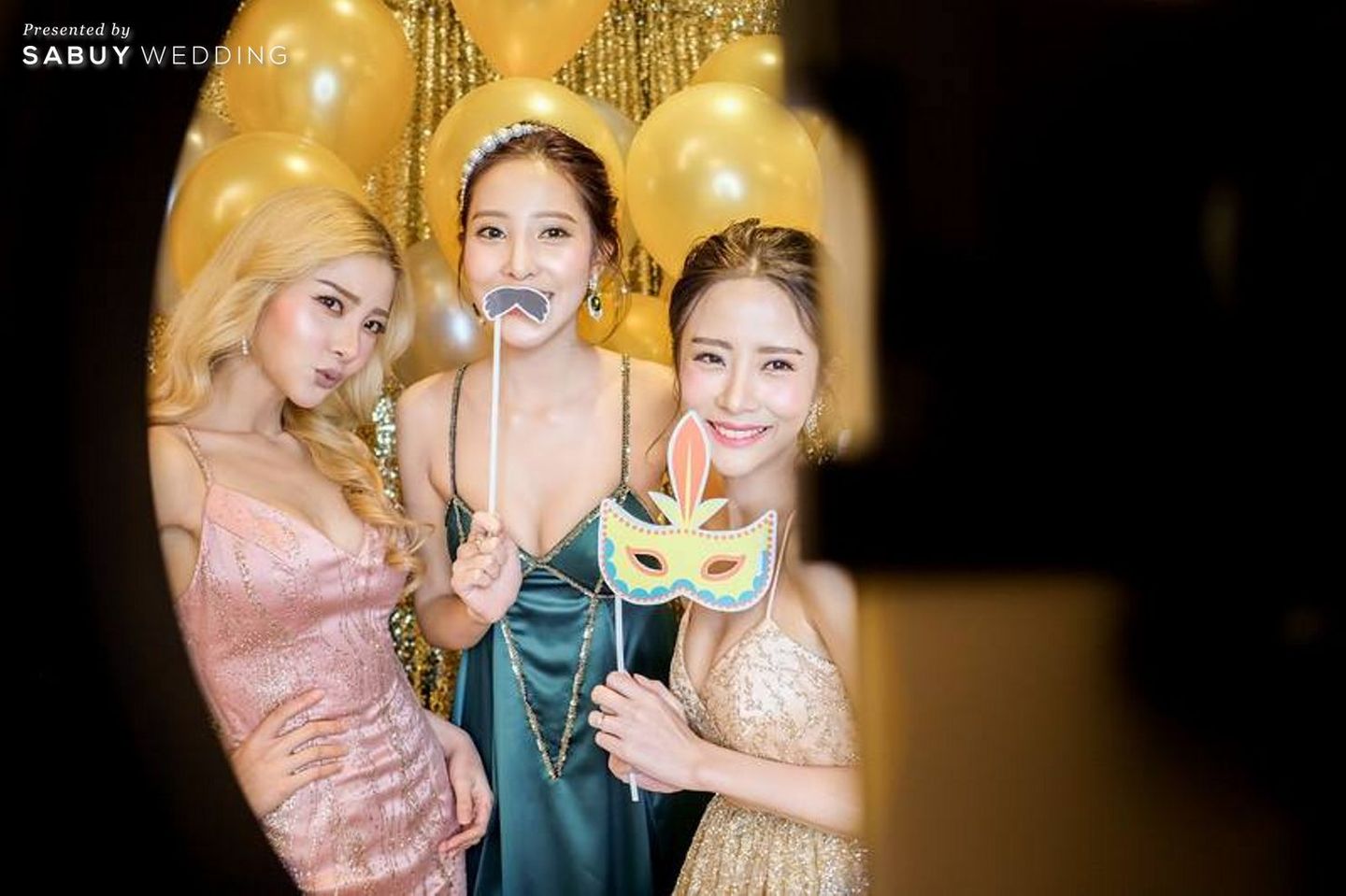 photo-booth เคล็ดลับอัพความสนุก ของเล่นงานแต่งที่บ่าวสาวยุคใหม่ไม่ควรพลาด