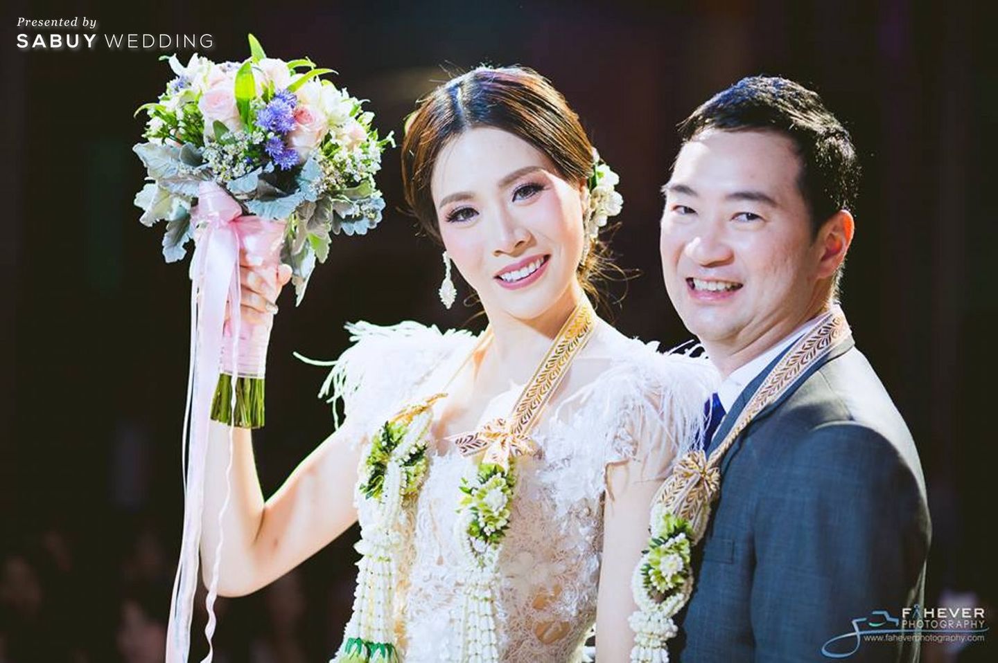 บ่าวสาว,ชุดบ่าวสาว,ดอกไม้เจ้าสาว,รูปงานแต่ง รีวิวงานแต่งธีมชมพูม่วง ไฮไลท์เปิดตัวสุดเก๋จากกลางห้อง @Grand Fourwings