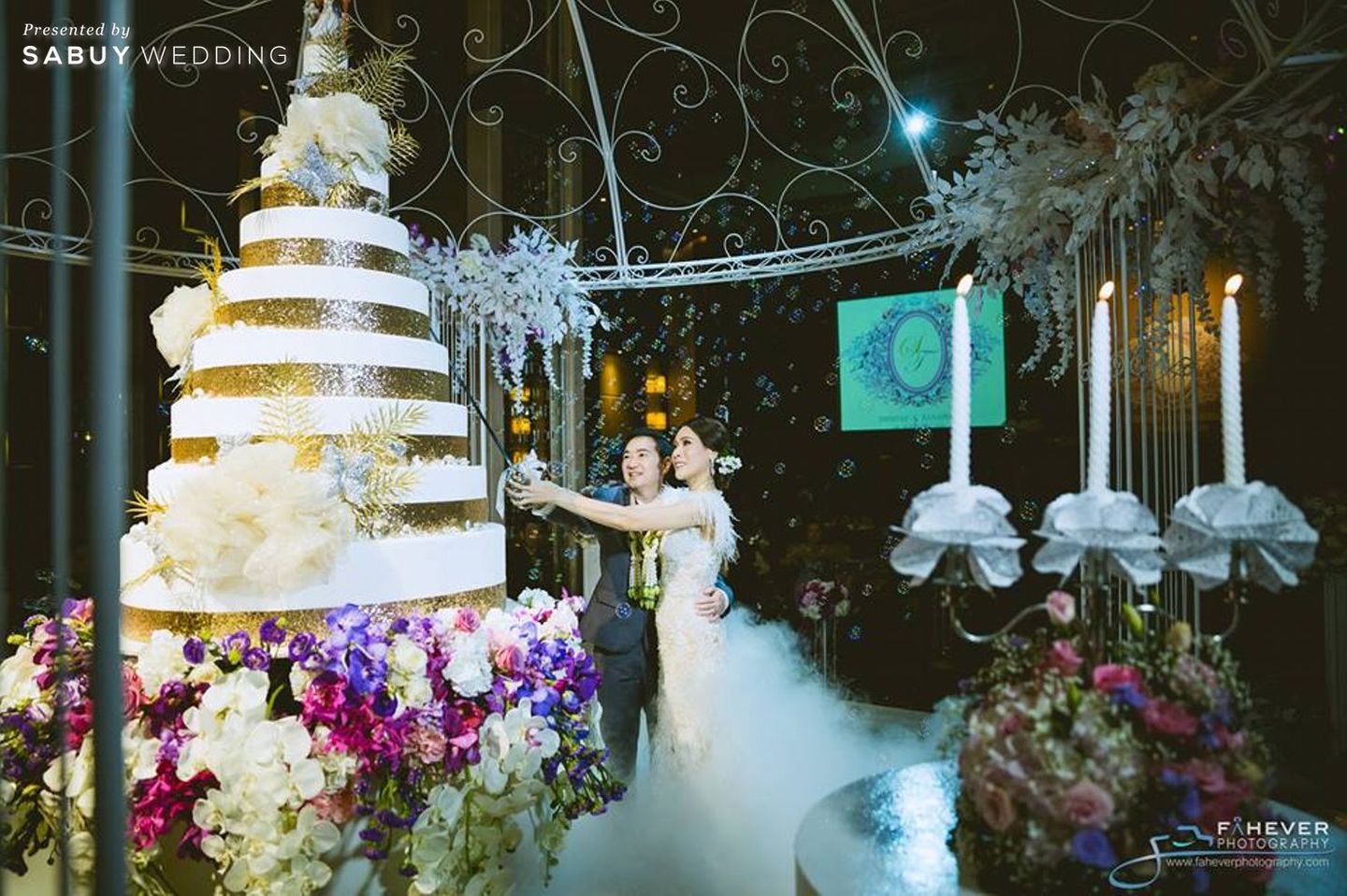 พิธีแต่งงาน,ตกแต่งงานแต่ง,จัดดอกไม้งานแต่ง,บ่าวสาว,รูปงานแต่ง,ซุ้มแต่งงาน รีวิวงานแต่งธีมชมพูม่วง ไฮไลท์เปิดตัวสุดเก๋จากกลางห้อง @Grand Fourwings