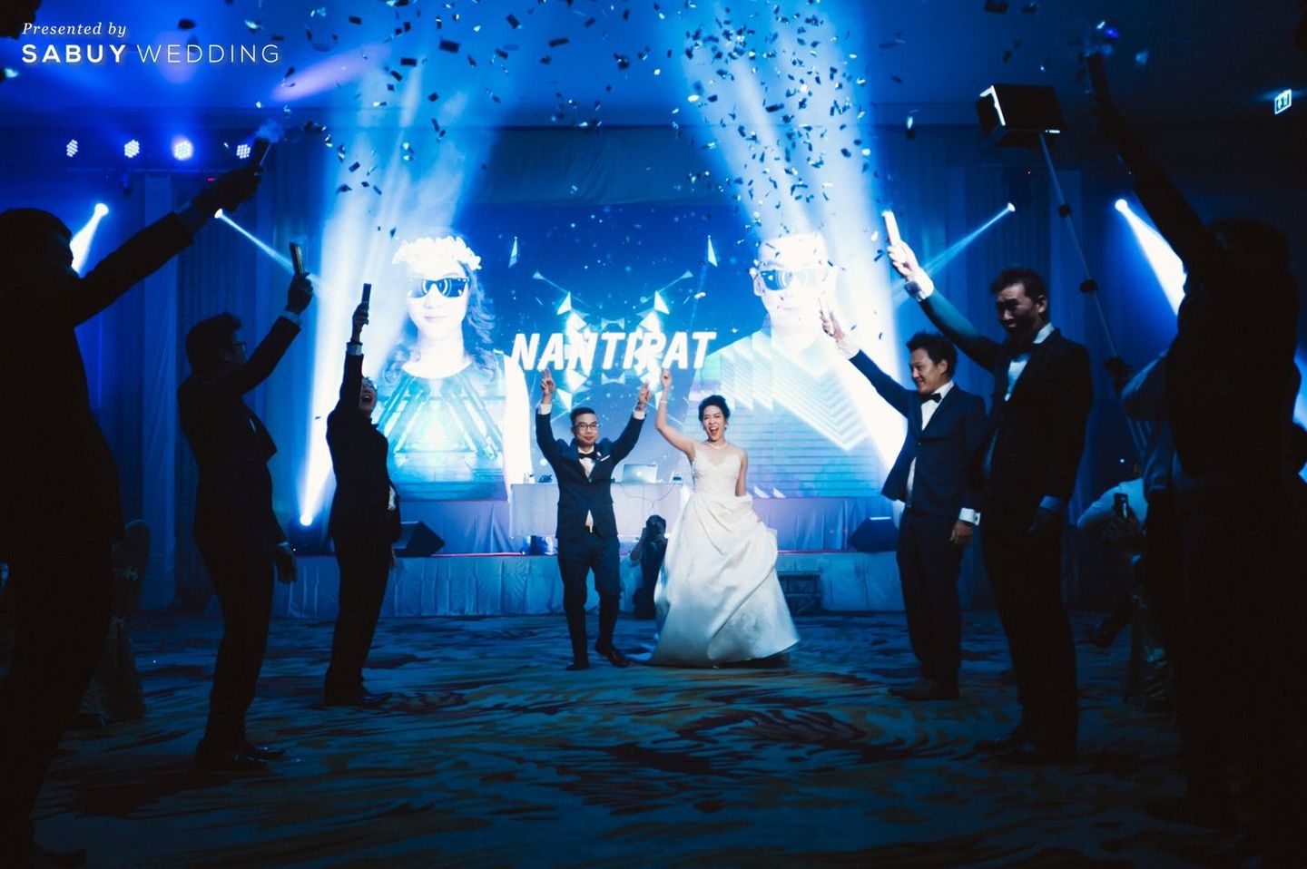 งานแต่งงาน,บ่าวสาว,รูปงานแต่ง,สถานที่แต่งงาน,สถานที่จัดงานแต่งงาน รีวิวงานแต่งปาร์ตี้แสงสี แกลอรี่แบบใหม่ ภาพเคลื่อนไหวได้ @Ahyat Abalone