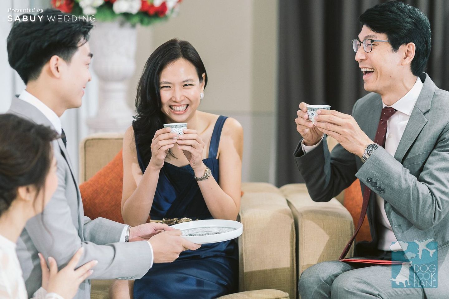 พิธีหมั้น,พิธียกน้ำชา รีวิวงานแต่งไม่ต้องใช้ดอกไม้ สวยได้ในบัดเจท!! @Eastin Grand Sathorn