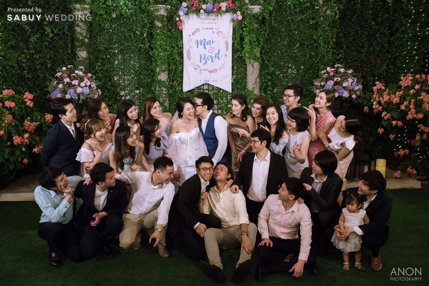 งานแต่งงาน,ธีมงานแต่ง,backdrop งานแต่ง,ตกแต่งงานแต่ง,รูปงานแต่ง รีวิวงานแต่งตามรอยหนัง Twilight แลกแหวนในสวนสไตล์ยุโรป @The Apothecary Venue