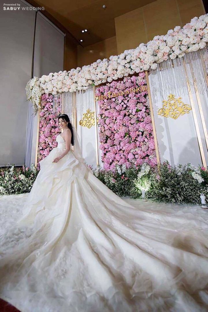 backdrop งานแต่ง,จัดดอกไม้งานแต่ง,ชุดเจ้าสาว,ตกแต่งงานแต่ง,รูปงานแต่ง รีวิวงานแต่งสวยหวานโทนสีชมพู ดูมีคลาสแบบเจ้าหญิง @Bangkok Marriott Hotel Sukhumvit