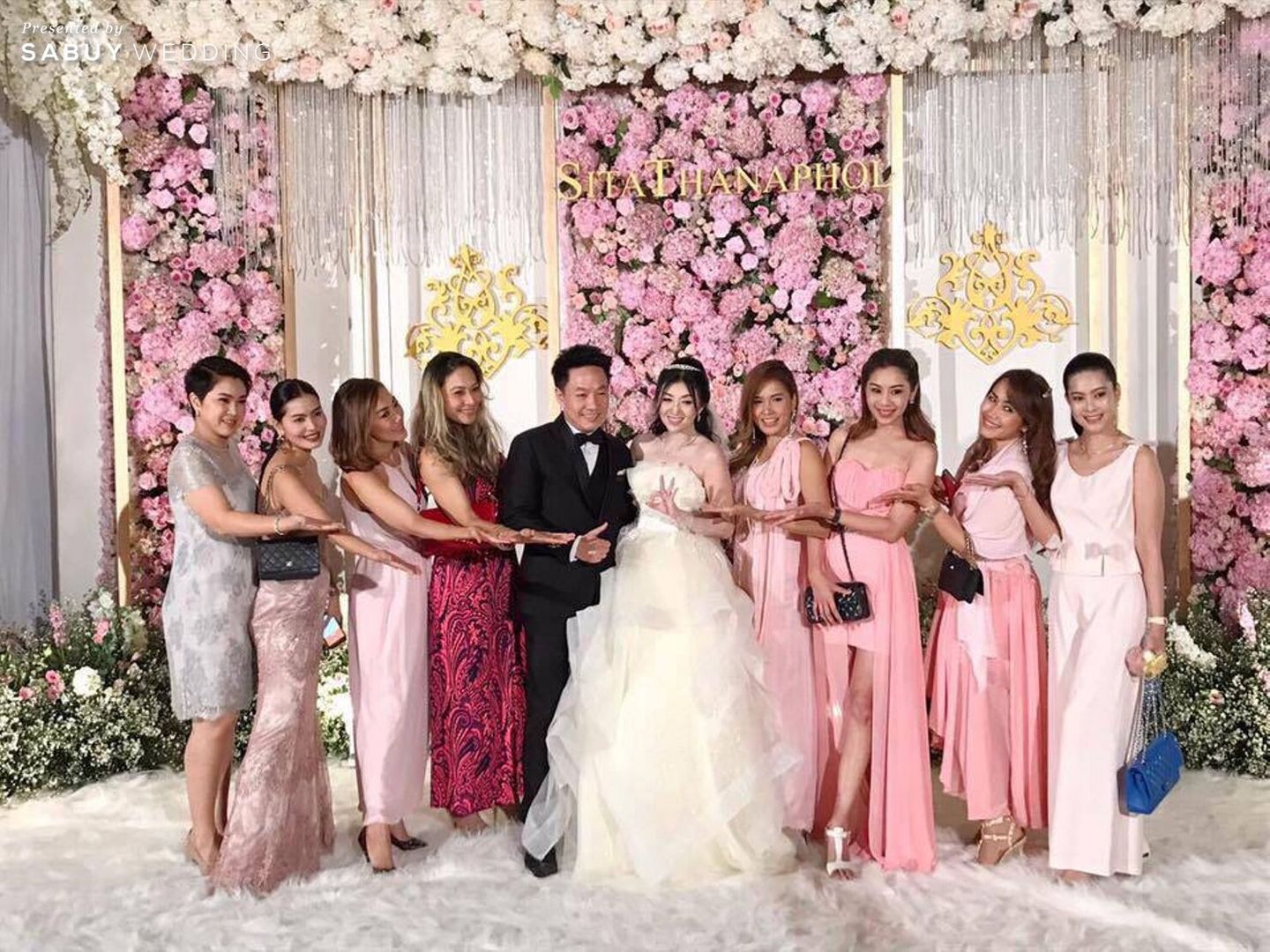 backdrop งานแต่ง,งานแต่ง,จัดดอกไม้งานแต่ง,wedding planner organizer,ชุดบ่าวสาว,ชุดเจ้าบ่าว,ชุดเจ้าสาว,ชุดเพื่อนเจ้าสาว,ธีมงานแต่ง,ตกแต่งงานแต่ง,รูปงานแต่ง รีวิวงานแต่งสวยหวานโทนสีชมพู ดูมีคลาสแบบเจ้าหญิง @Bangkok Marriott Hotel Sukhumvit