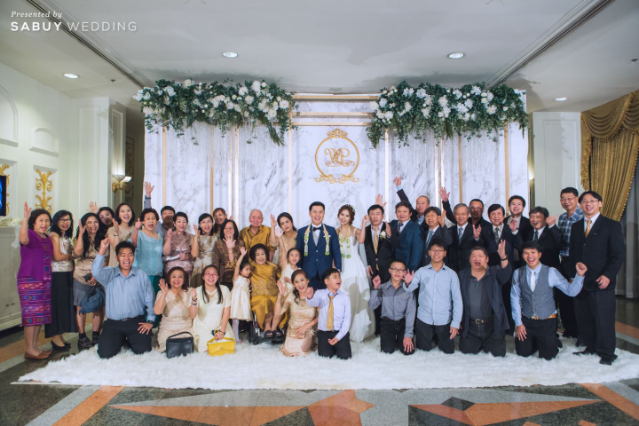 บ่าวสาว,ครอบครัวบ่าวสาว,รูปงานแต่ง,backdrop งานแต่ง,จัดดอกไม้งานแต่ง รีวิวงานแต่งสวยอินเทรนด์ โดดเด่นด้วยลายหินอ่อน @ Impact Wedding
