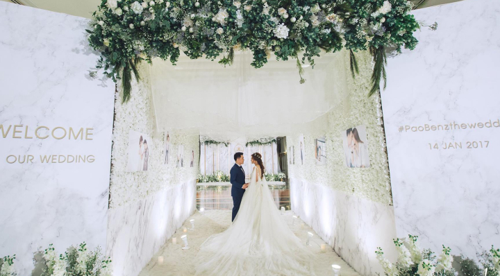 รีวิวงานแต่งสวยอินเทรนด์ โดดเด่นด้วยลายหินอ่อน @ Impact Wedding