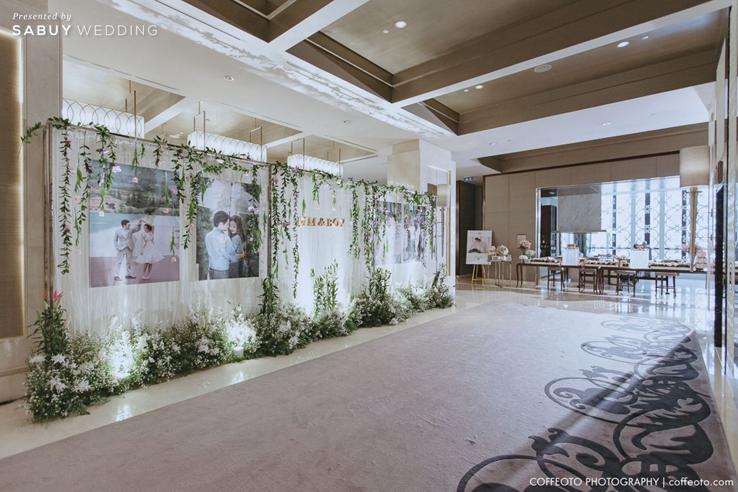 photo-booth,backdrop งานแต่ง,สถานที่แต่งงาน,สถานที่จัดงานแต่งงาน,จัดดอกไม้งานแต่ง รีวิวงานแต่งธีม Villa Wing โบยบินไปกับความรัก ท่ามกลางดอกไม้แสนหวาน @The St. Regis Bangkok