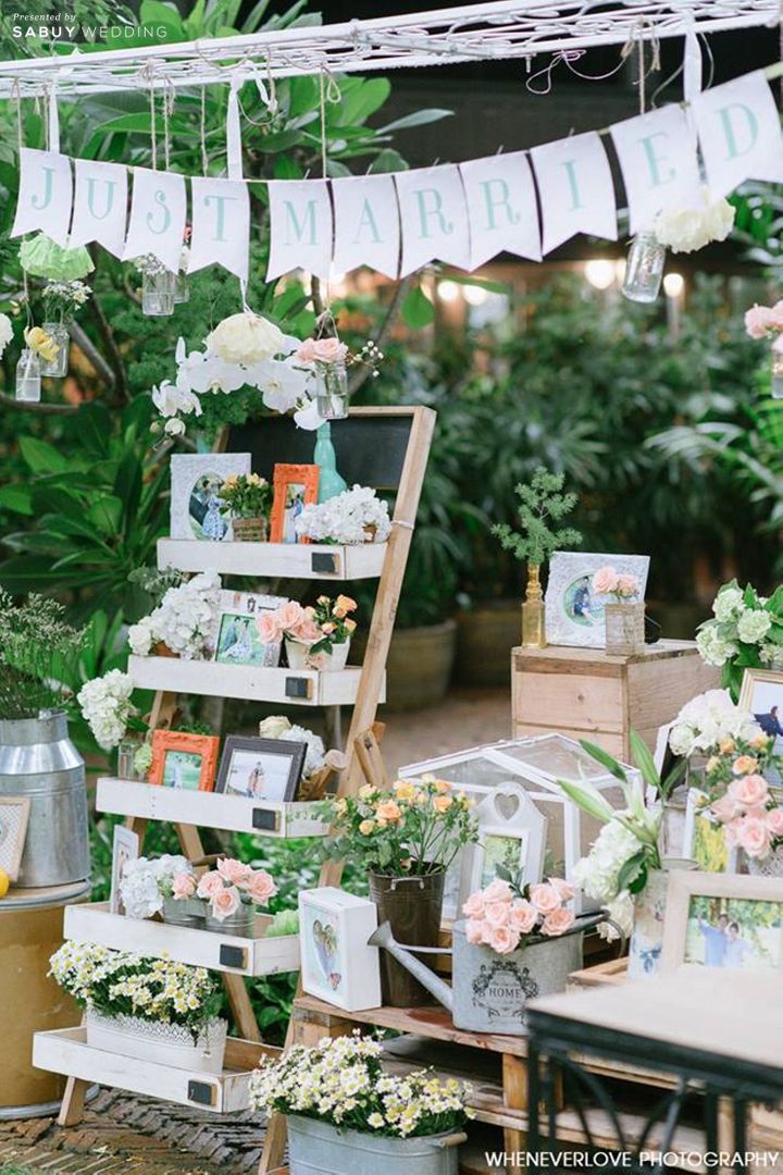 photo-booth,ตกแต่งงานแต่ง,จัดดอกไม้งานแต่ง รีวิวงานแต่งละมุนใจ ตกแต่งสดใส ใช้ของ DIY สุดเก๋ @สยามสมาคม