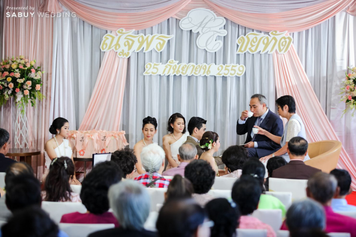 พิธีหมั้น,งานหมั้น,พิธียกน้ำชา รีวิวงานแต่งในห้อง 2 ชั้นสุด exclusive เก๋หรูดูดี มีฟังก์ชั่น @Crowne Plaza