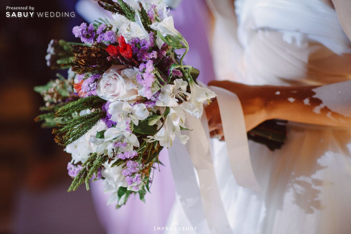 ดอกไม้เจ้าสาว รีวิวงานแต่งเรียบหรูดูสง่างาม แฝงความอ่อนหวานจากมวลดอกไม้ @Benedict Studio