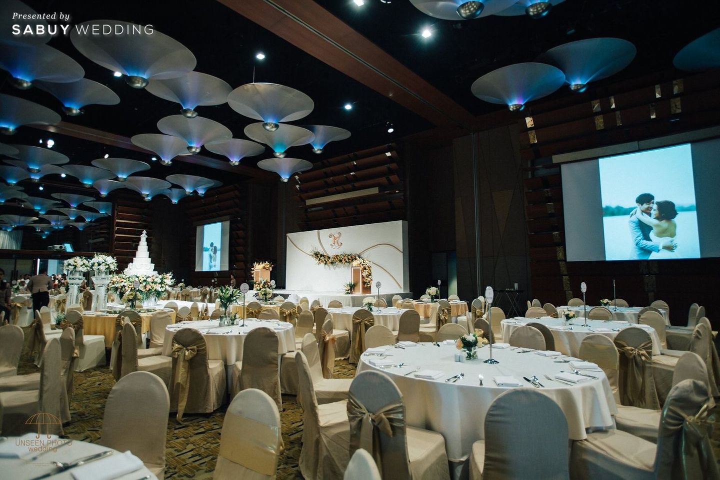 สถานที่จัดงานแต่งงาน,สถานที่แต่งงาน,โต๊ะจีน,ตกแต่งงานแต่ง,backdrop งานแต่ง,โรงแรม รีวิวงานแต่งงานสีเอิร์ธโทน ในสถานที่แต่งงานสุดชิค @Millennium Hilton Bangkok