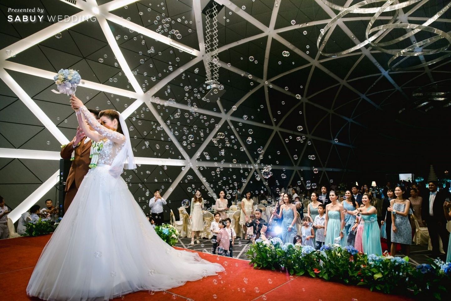 พิธีงานแต่ง,เจ้าสาว,ชุดเจ้าสาว,ดอกไม้เจ้าสาว,ครอบครัวบ่าวสาว,สถานที่แต่งงาน,สถานที่จัดงานแต่งงาน รีวิวงานแต่งธีมสีฟ้า ในห้องทรงโดมดีไซน์เก๋ @Portal Ballroom อิมแพ็ค