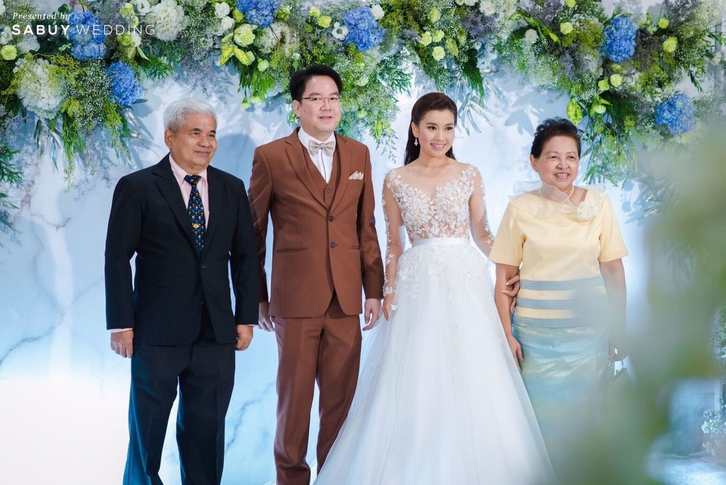 บ่าวสาว,ชุดเจ้าสาว,ชุดเจ้าบ่าว,ครอบครัวบ่าวสาว,รูปงานแต่ง,จัดดอกไม้งานแต่ง รีวิวงานแต่งธีมสีฟ้า ในห้องทรงโดมดีไซน์เก๋ @Portal Ballroom อิมแพ็ค