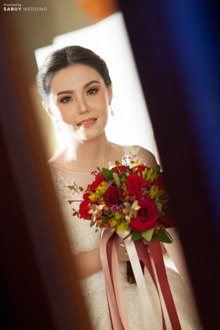 ชุดเจ้าสาว,ช่อดอกไม้เจ้าสาว รีวิวงานแต่ง @Millennium Hilton หมั้น-อาฟเตอร์ ครบเบอร์นี้ ไม่ต้องใช้ Organizer!