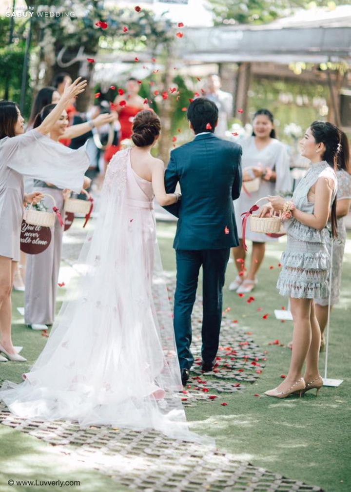งานแต่งงาน,งานแต่งในสวน,งานแต่ง outdoor,เจ้าบ่าว,เจ้าสาว,เพื่อนเจ้าสาว งานแต่ง Outdoor อบอุ่น กลิ่นอายธรรมชาติ by Serendipity Wedding House
