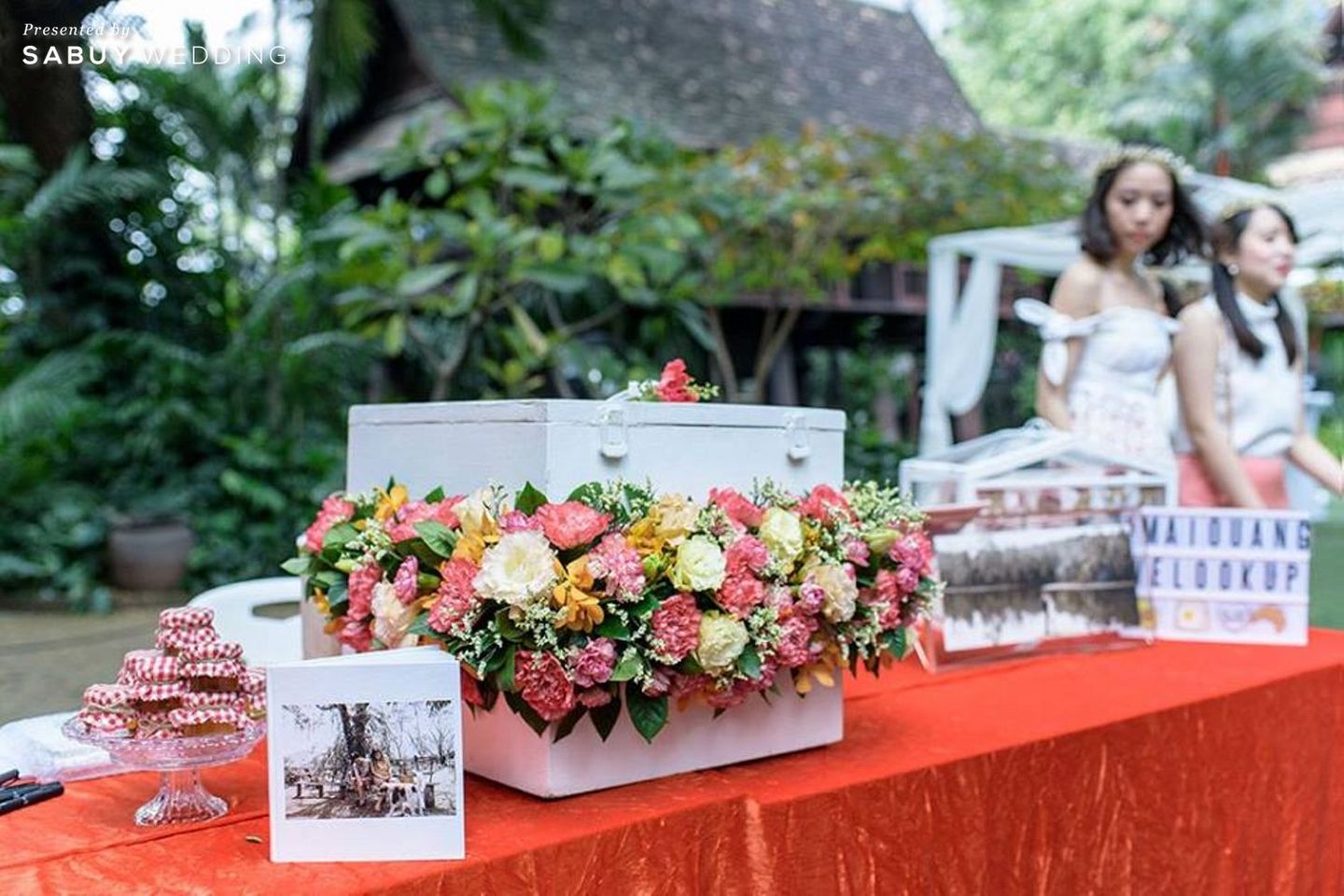 งานแต่งงาน,ตกแต่งงานแต่ง,จัดดอกไม้งานแต่ง,โต๊ะลงทะเบียน Primmrose Wedding Planner งานดอกไม้สวยสดใส ในพิธีหมั้นยกน้ำชา