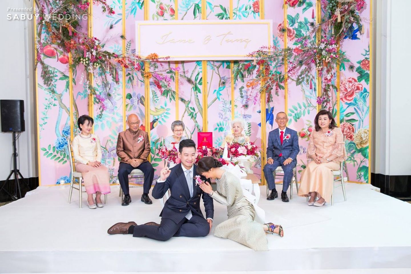 พิธีแต่งงาน,พิธีหมั้น,เวทีงานแต่ง,บ่าวสาว,ชุดไทยเจ้าสาว,ตกแต่งงานแต่ง รีวิวงานแต่งแซ่บบาดใจ สไตล์เจ้าสาวแฟชั่นนิสต้า @The Peninsula Bangkok