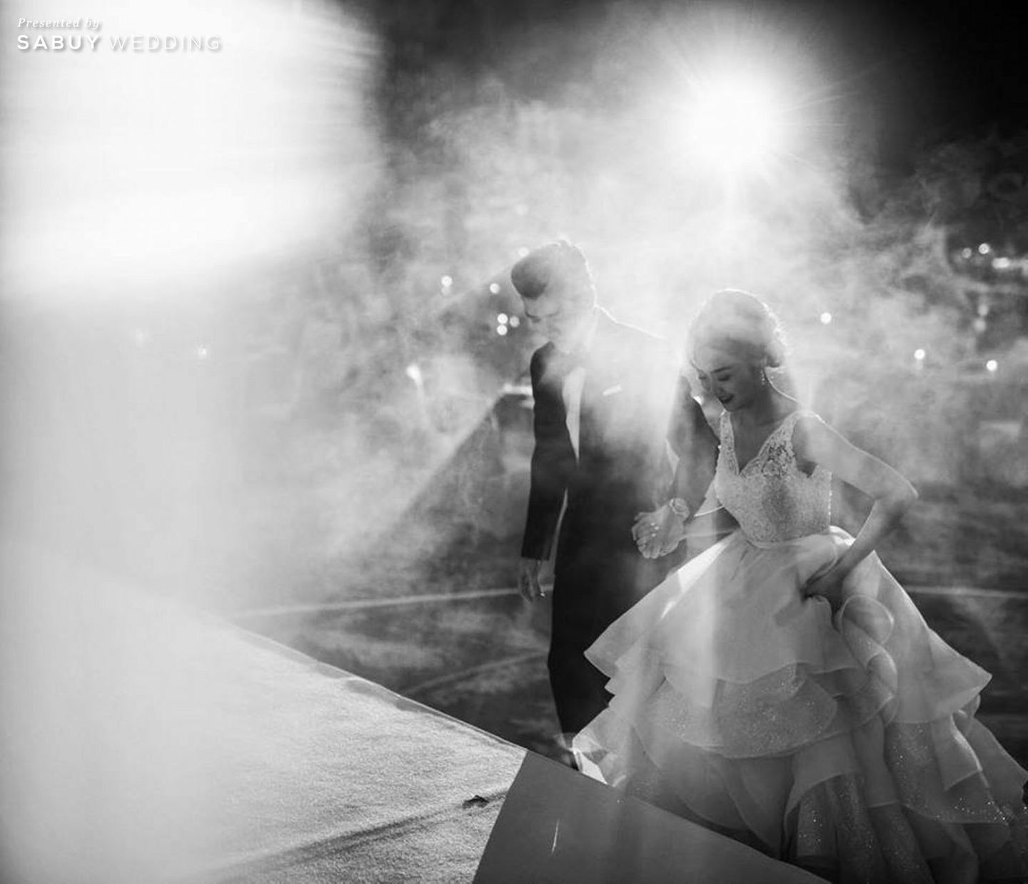 งานแต่งงาน,เจ้าบ่าว,เจ้าสาว,รูปงานแต่ง,Smallmoonphoto รูปงานแต่งสุดครีเอทีฟ จังหวะได้ ความหมายดี by Smallmoonphoto