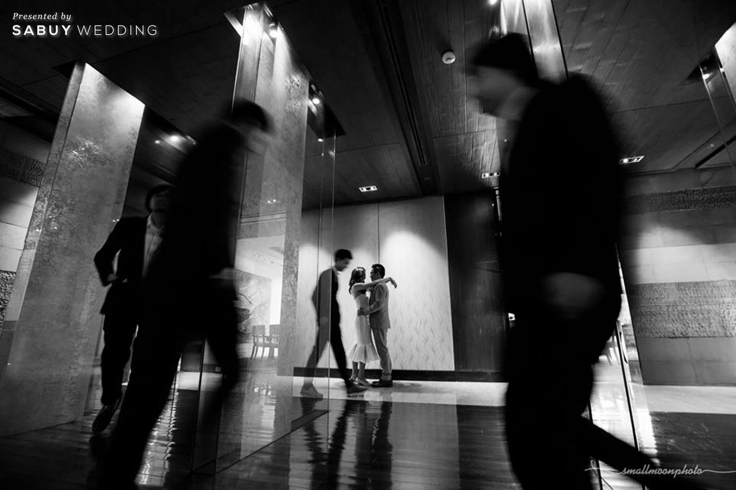 งานแต่งงาน,เจ้าบ่าว,เจ้าสาว,รูปงานแต่ง,Smallmoonphoto รูปงานแต่งสุดครีเอทีฟ จังหวะได้ ความหมายดี by Smallmoonphoto