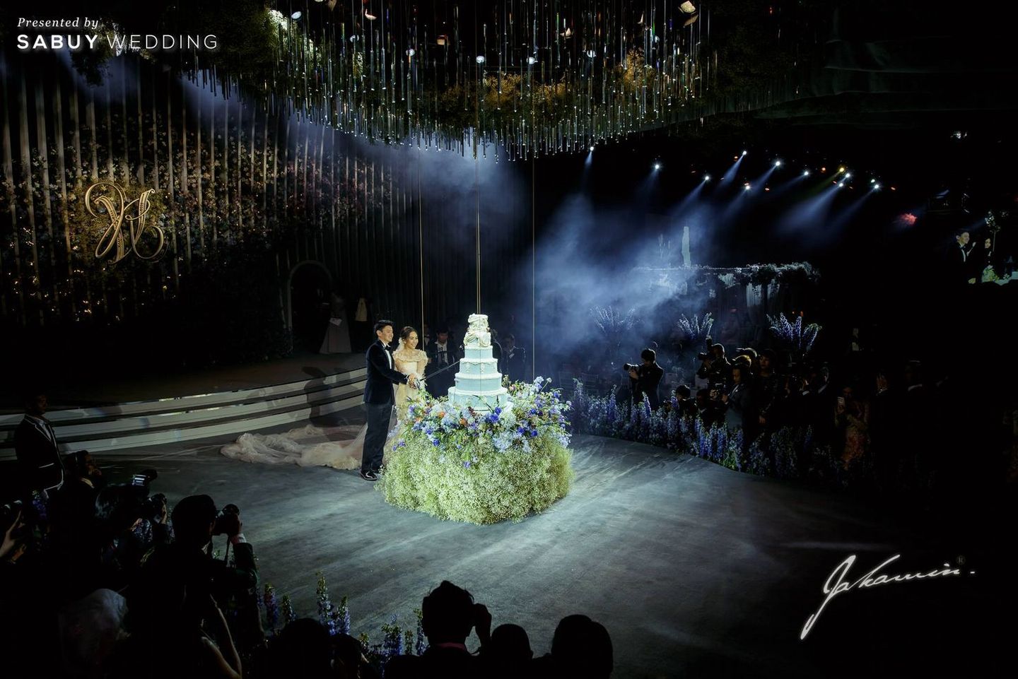 เจ้าสาว,เจ้าบ่าว,แต่งงาน,สถานที่จัดงานแต่งงาน,สถานที่แต่งงาน,ดอกไม้งานแต่งงาน,พร็อพงานแต่ง,เค้กแต่งงาน อลังการส่งท้ายปี งานแต่งทายาทคิงเพาเวอร์ คุณรักและคุณหนาม นักธุรกิจหนุ่มไฟแรง