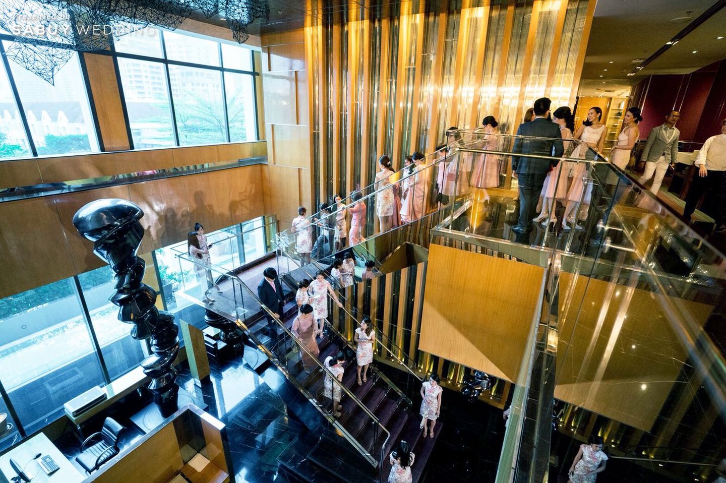 สถานที่แต่งงาน,โรงแรม,พิธีหมั้น,พิธีแต่งงานแบบไทย,ขบวนขันหมาก,แห่ขันหมาก รีวิวงานแต่งธีม Bling Bling Sparkling ในสถานที่แต่งงานสุดเพอร์เฟ็กต์ @Renaissance Bangkok