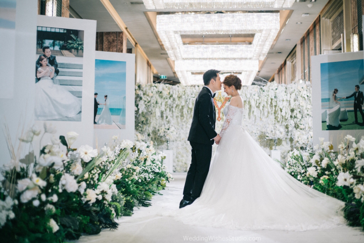 รีวิวงานแต่งธีม Bling Bling Sparkling ในสถานที่แต่งงานสุดเพอร์เฟ็กต์ @Renaissance Bangkok