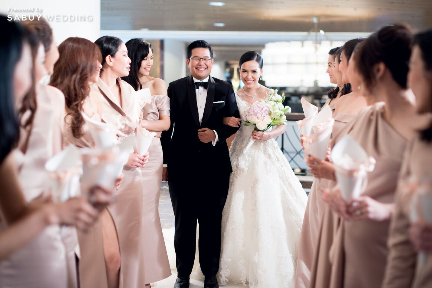 สถานที่แต่งงาน,โรงแรม,ตกแต่งงานแต่ง,จัดดอกไม้งานแต่ง,งานแต่งงาน,เจ้าสาว,ชุดเจ้าสาว,เจ้าบ่าว,ชุดเจ้าบ่าว,เพื่อนเจ้าสาว รีวิวงานแต่งมีดีไซน์ ไอเดียจัดเลี้ยงแบบ Standing Buffet @The Athenee Hotel