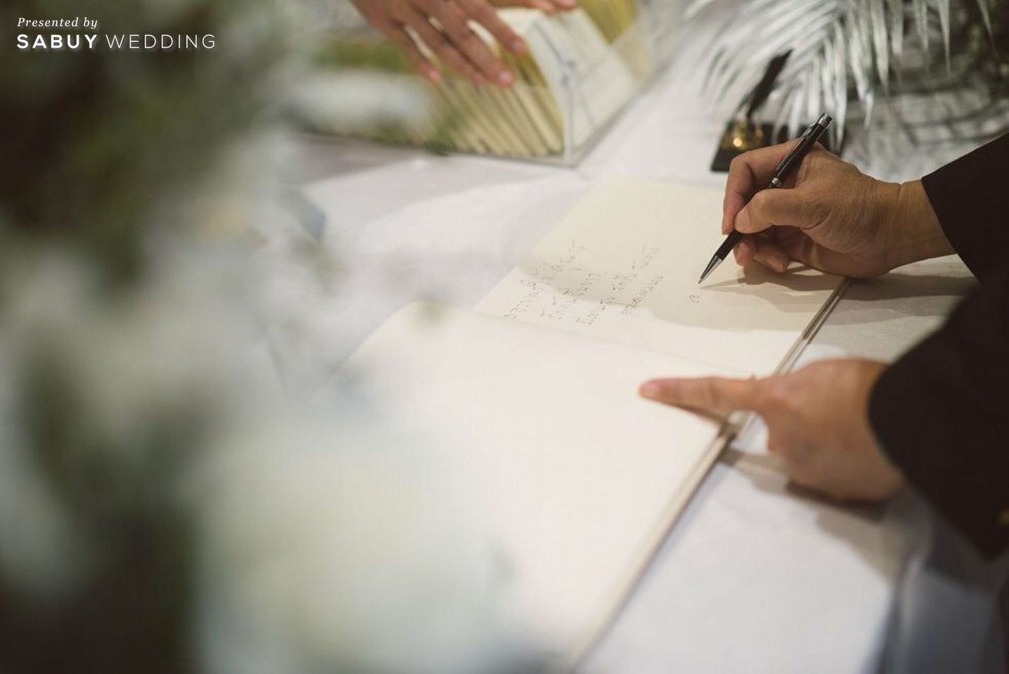 ตกแต่งงานแต่ง,โต๊ะลงทะเบียน,เซ็นอวยพรงานแต่ง รีวิวงานแต่งมินิมอลดูดี ในสถานที่ Luxury Modern @The Okura Prestige Bangkok