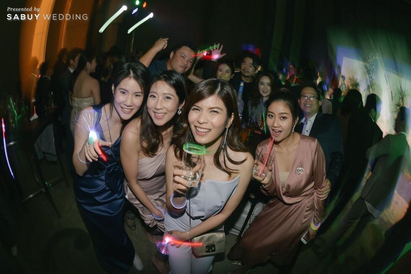 อาฟเตอร์ปาร์ตี้,พร็อพ รีวิวงานแต่งมินิมอลดูดี ในสถานที่ Luxury Modern @The Okura Prestige Bangkok