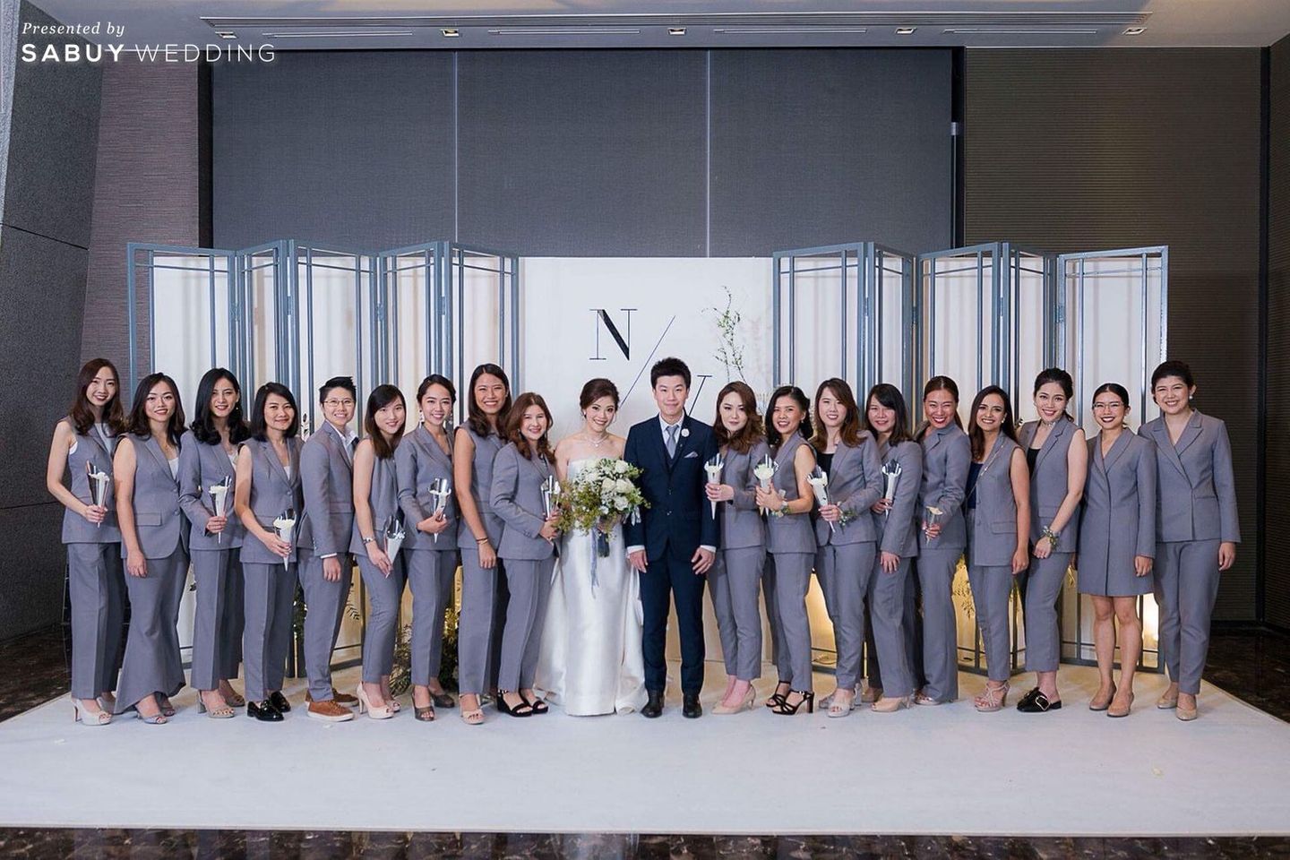 backdrop งานแต่ง,สถานที่แต่งงาน,ตกแต่งงานแต่ง,จัดดอกไม้งานแต่ง,บ่าวสาว,ชุดเจ้าสาว,ชุดเพื่อนเจ้าสาว,สูทเพื่อนเจ้าสาว,ช่อดอกไม้เจ้าสาว รีวิวงานแต่งมินิมอลดูดี ในสถานที่ Luxury Modern @The Okura Prestige Bangkok